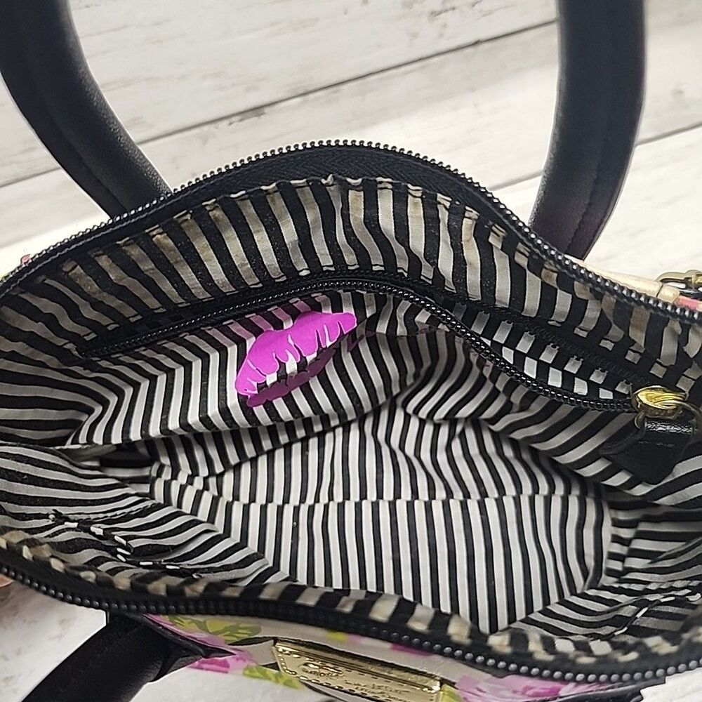 Betsey Johnson Luv Betsey Small Naomi Tote Multicolor Shoulder Bag with Charms - Picture 13 of 14